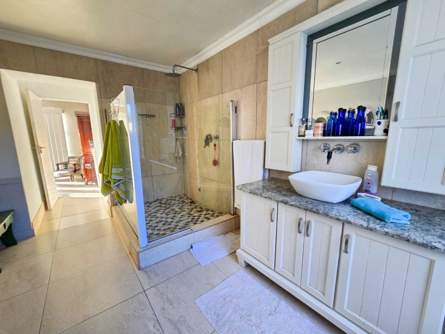 3 Bedroom Property for Sale in Stilbaai Western Cape